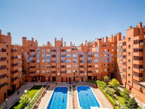 Casas y pisos en Rosas, Madrid — idealista.